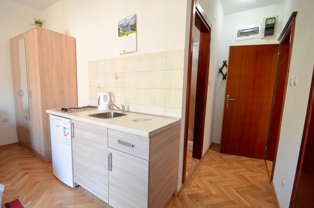 Apartments Ceklin 科托尔 外观 照片