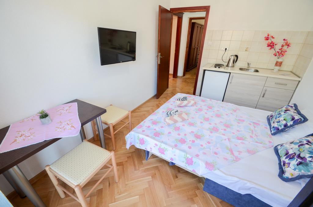 Apartments Ceklin 科托尔 外观 照片